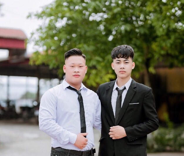 Trung Phong (bên trái) đã được thực hành nghề nghiệp ngay từ năm nhất. Ảnh: Nhân vật cung cấp.