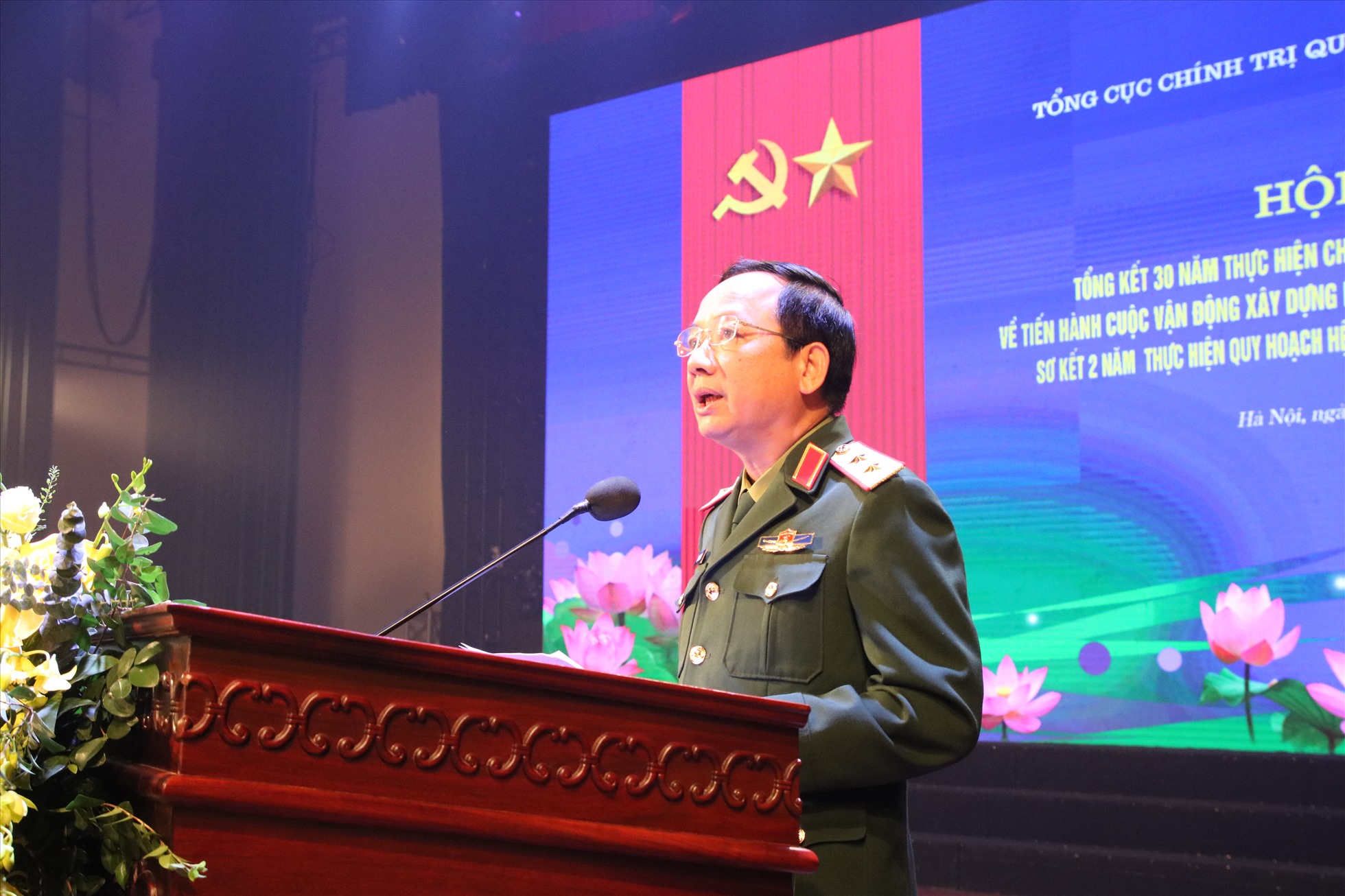 Trung tướng Trịnh Văn Quyết – Phó Chủ nhiệm Tổng Cục Chính trị. Ảnh: T.Vương