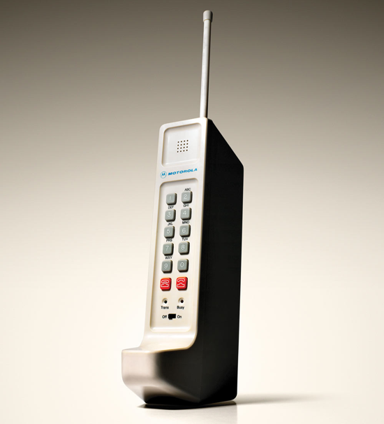 Điện thoại DynaTAC của Motorola. Ảnh: Motorola