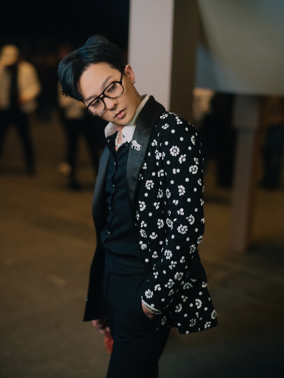 G-Dragon dự show thời trang cao cấp của Chanel vào cuối tháng 1.2023. Ảnh: Twitter