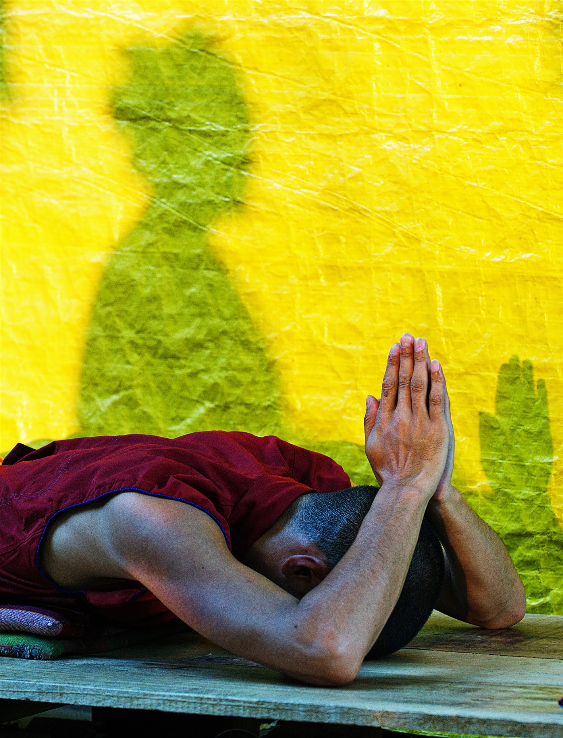 Một nhà sư đang thiền định ở Bodh Gaya (Ấn Độ).
