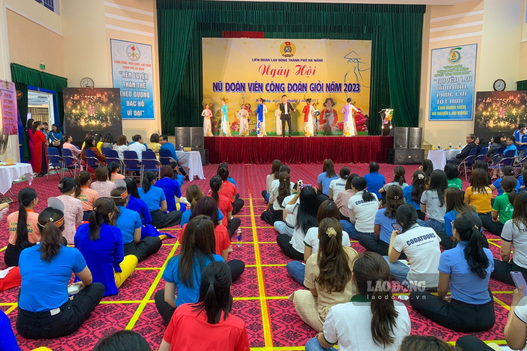 Ngày hội “Nữ đoàn viên Công đoàn giỏi” năm 2023 thu hút sự tham gia của 20 đội thi với 160 nữ đoàn viên đến từ các Công đoàn ngành, Công đoàn cơ sở,..trên địa bàn thành phố Đà Nẵng.