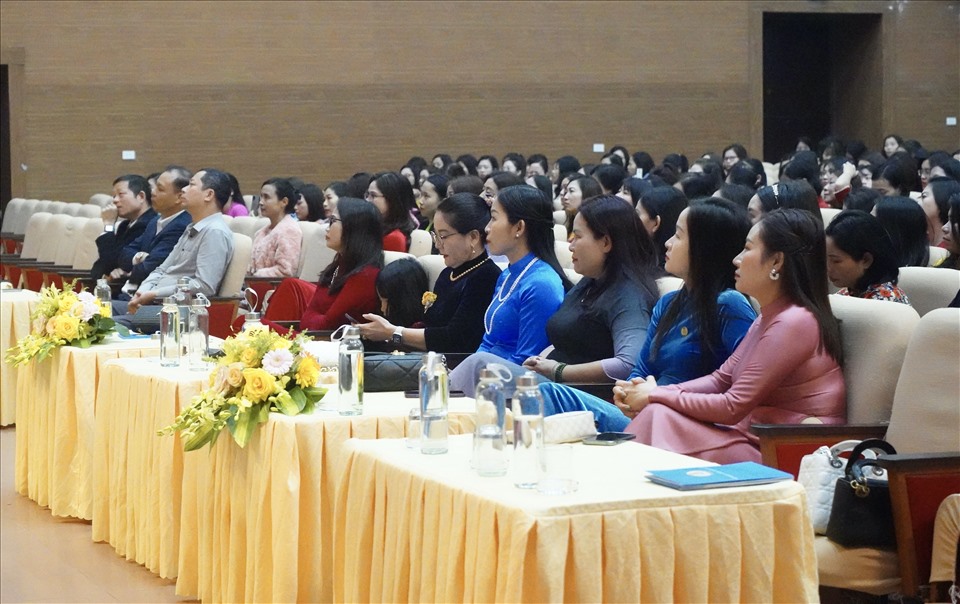 Các đại biểu tham dự buổi toạ đàm. Ảnh: Quỳnh Trang