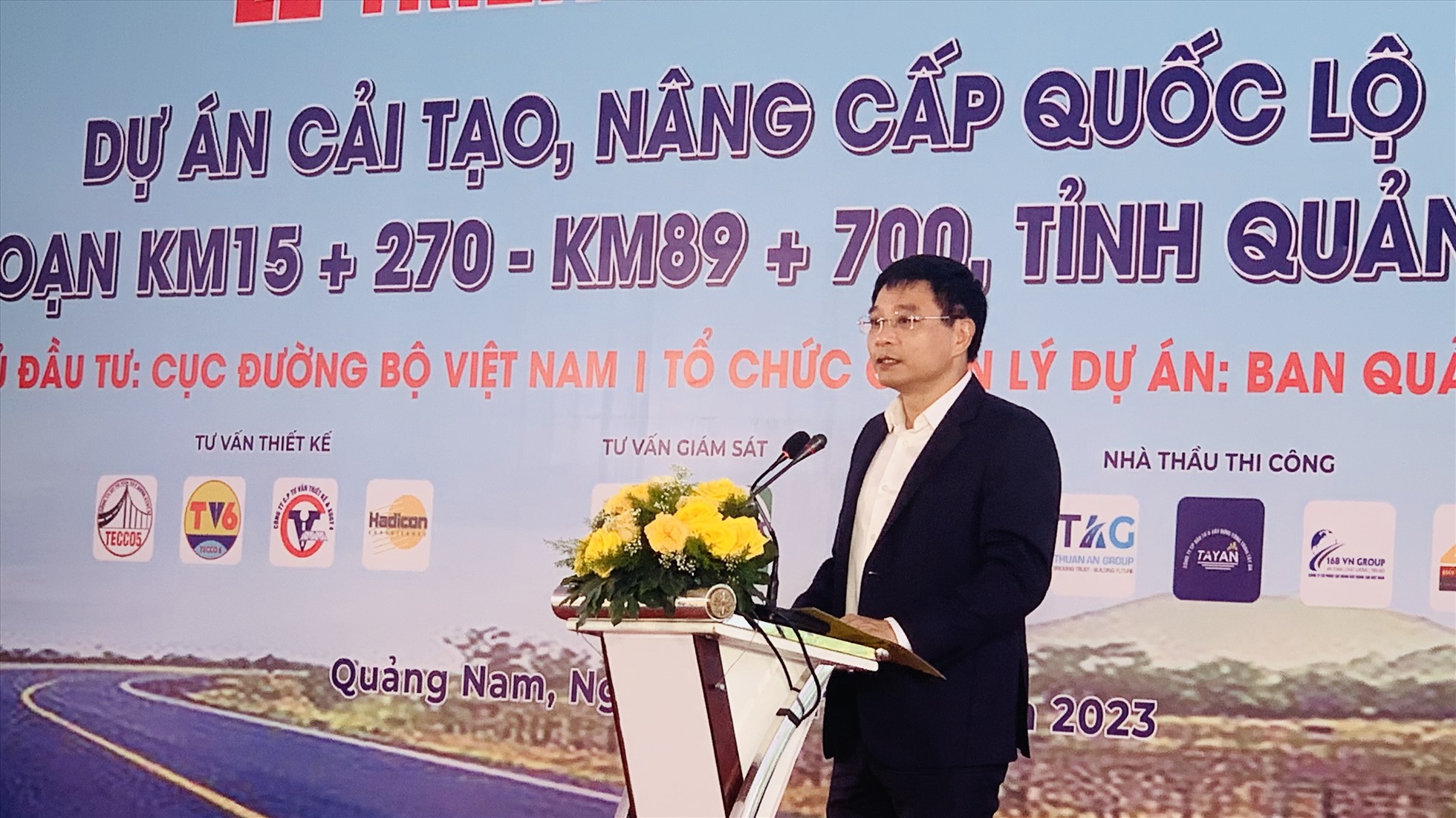 Bộ trưởng Bộ GTvT Nguyễn Văn Thắng phát biểu tại buổi lễ. Ảnh Hoàng Bin