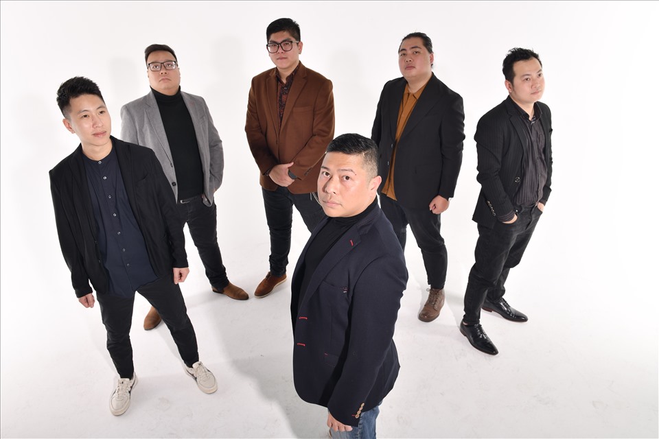 Nhóm nhạc Đông Đô thành lập năm 2006 với 6 thành viên. Ảnh: Nhân vật cung cấp