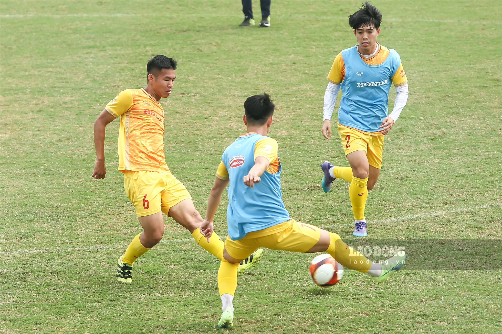 Sau giai đoạn tập trung đầu tiên, U23 Việt Nam chỉ còn 28 cầu thủ chuẩn bị cho giai đoạn 2. Ảnh: Minh Quân