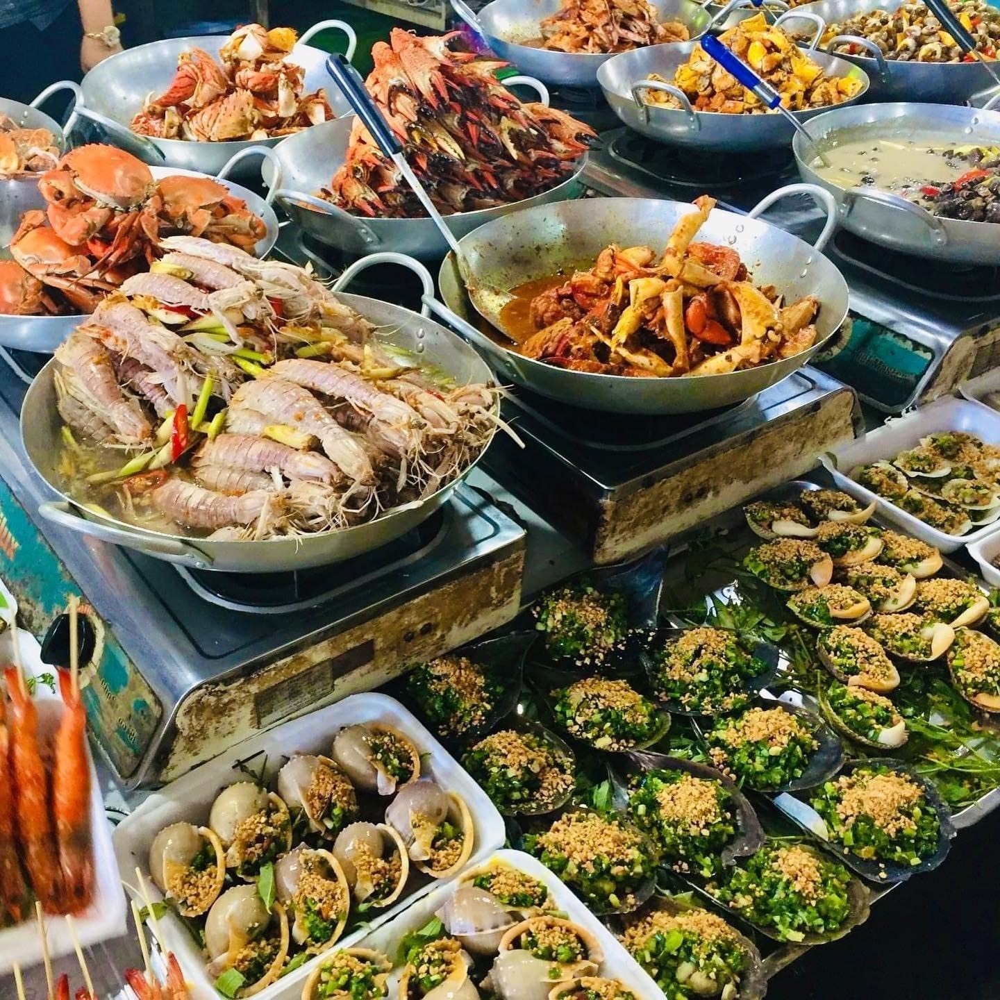 Hải sản tại đảo Thạnh An rất tươi và rẻ. Ảnh: Cát Tiên