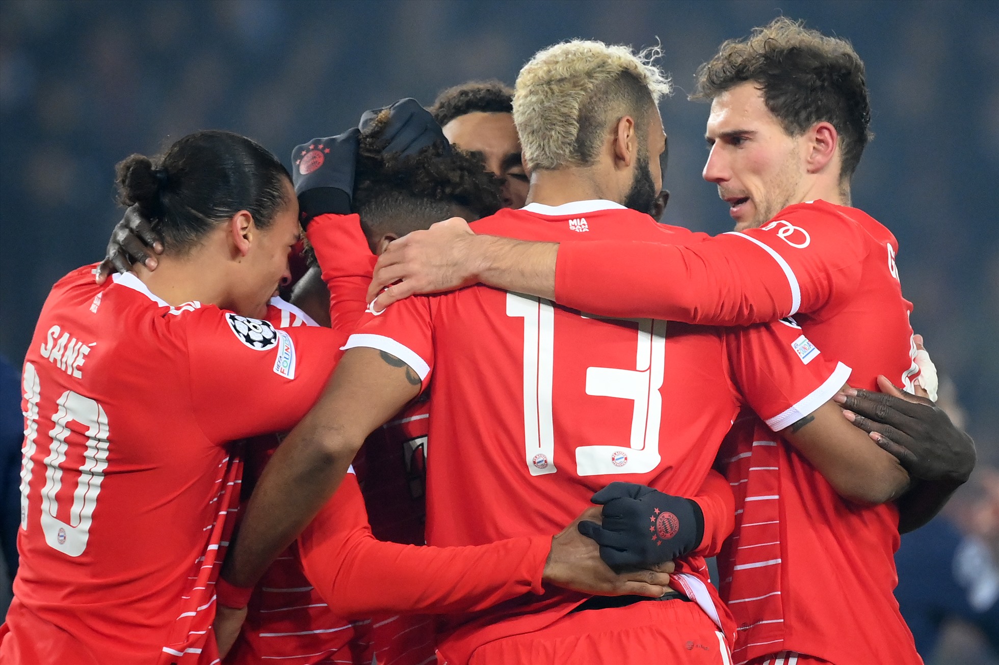 Bayern Munich có lợi thế lớn để vào tứ kết. Ảnh: AFP