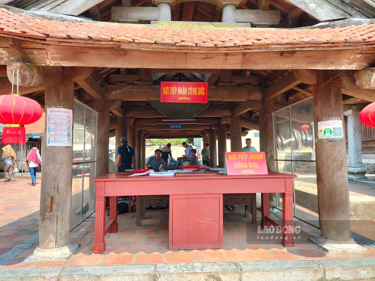 Nơi tiếp nhận công đức tại chùa Hoa Yên, Yên Tử. Ảnh: Nguyễn Hùng