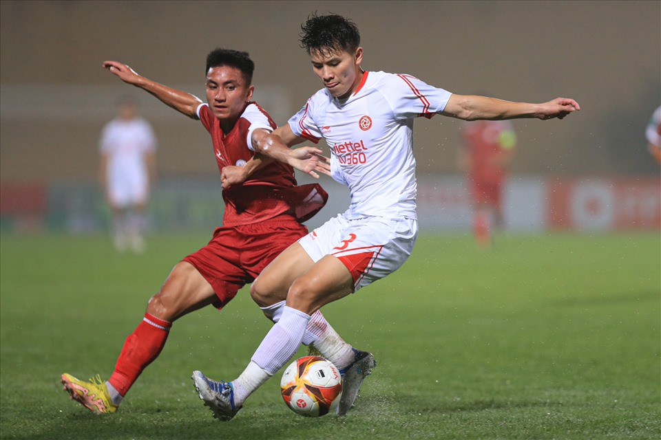 Viettel giành chiến thắng áp đảo 6-0 trước Bình Thuận. Ảnh: Minh Dân