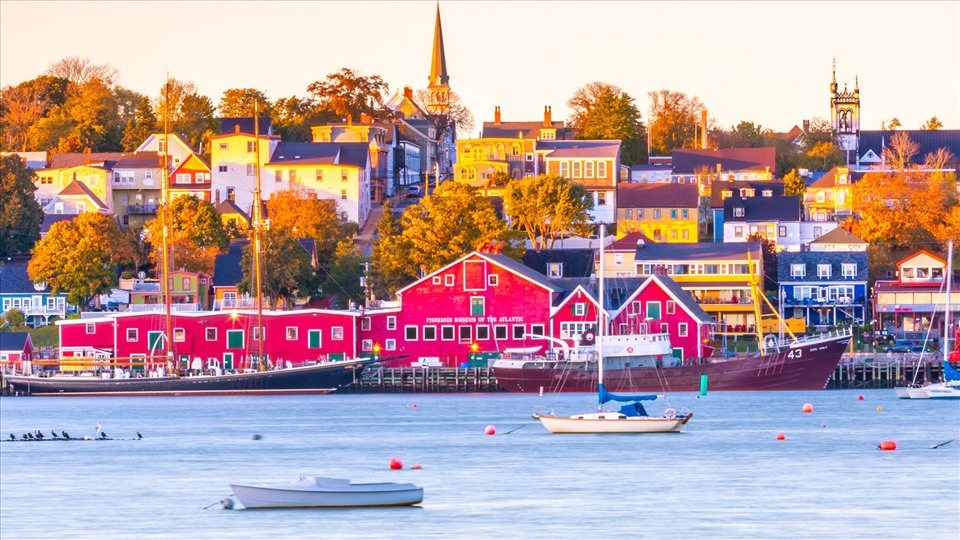 Old Town Lunenburg là một trong hai thị trấn ở Bắc Mỹ được UNESCO công nhận là Di sản Thế giới.