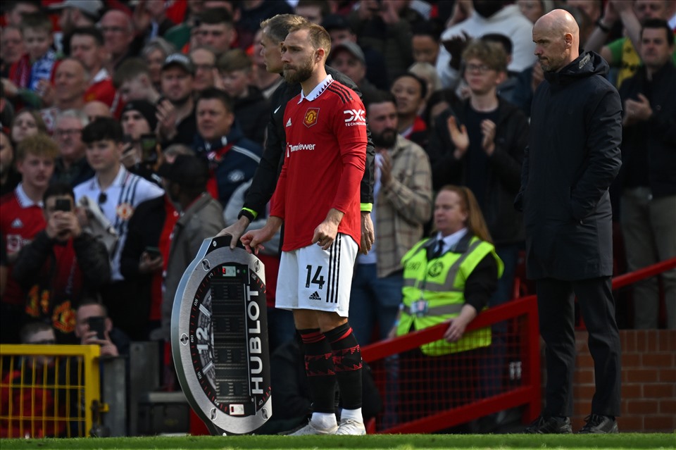 Eriksen trở lại như một làn gió mát thổi vào hàng tiền vệ của Man United. Ảnh: AFP