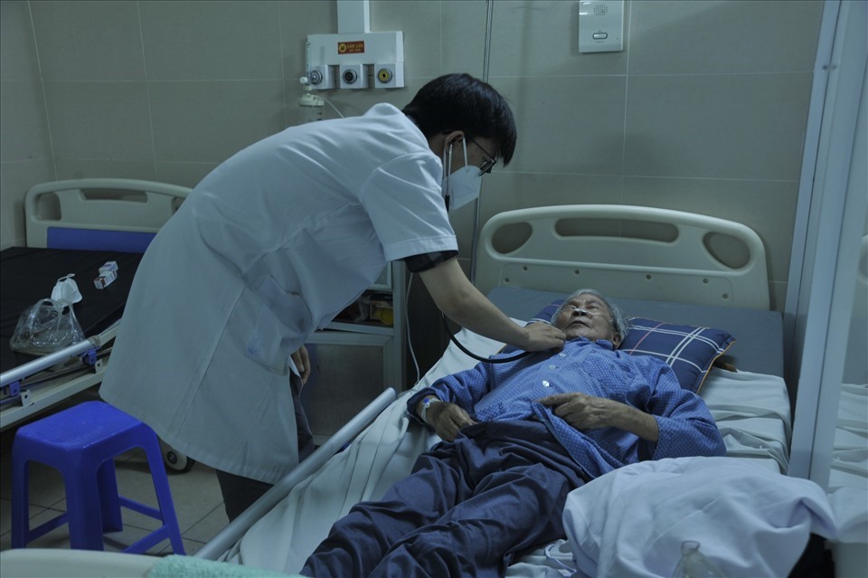 Bệnh nhân điều trị COVID-19 tại Bệnh viện Thanh Nhàn. Ảnh: Bệnh viện cung cấp