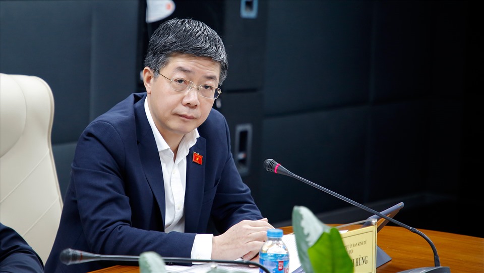 Ông Nguyễn Mạnh Hùng - Uỷ viên Thường trực Uỷ ban Kinh tế của Quốc hội. Ảnh: ĐBND
