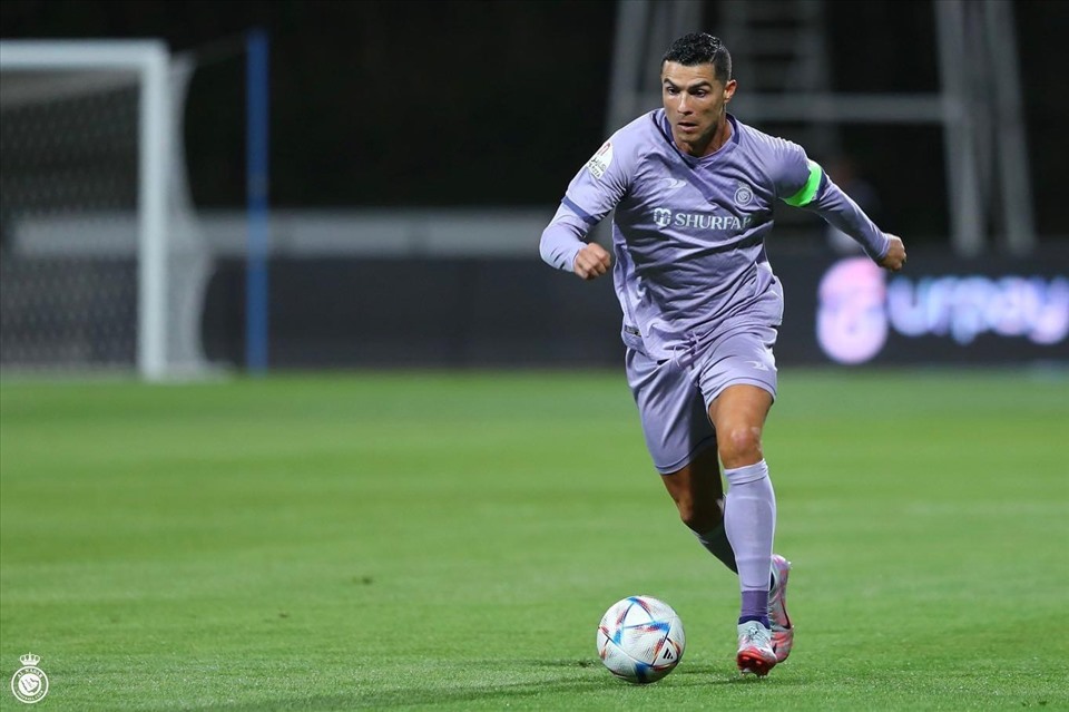 Ronaldo và các đồng đội vừa trải qua trận hòa thất vọng trước Al Feiha.  Ảnh: CLB Al Nassr