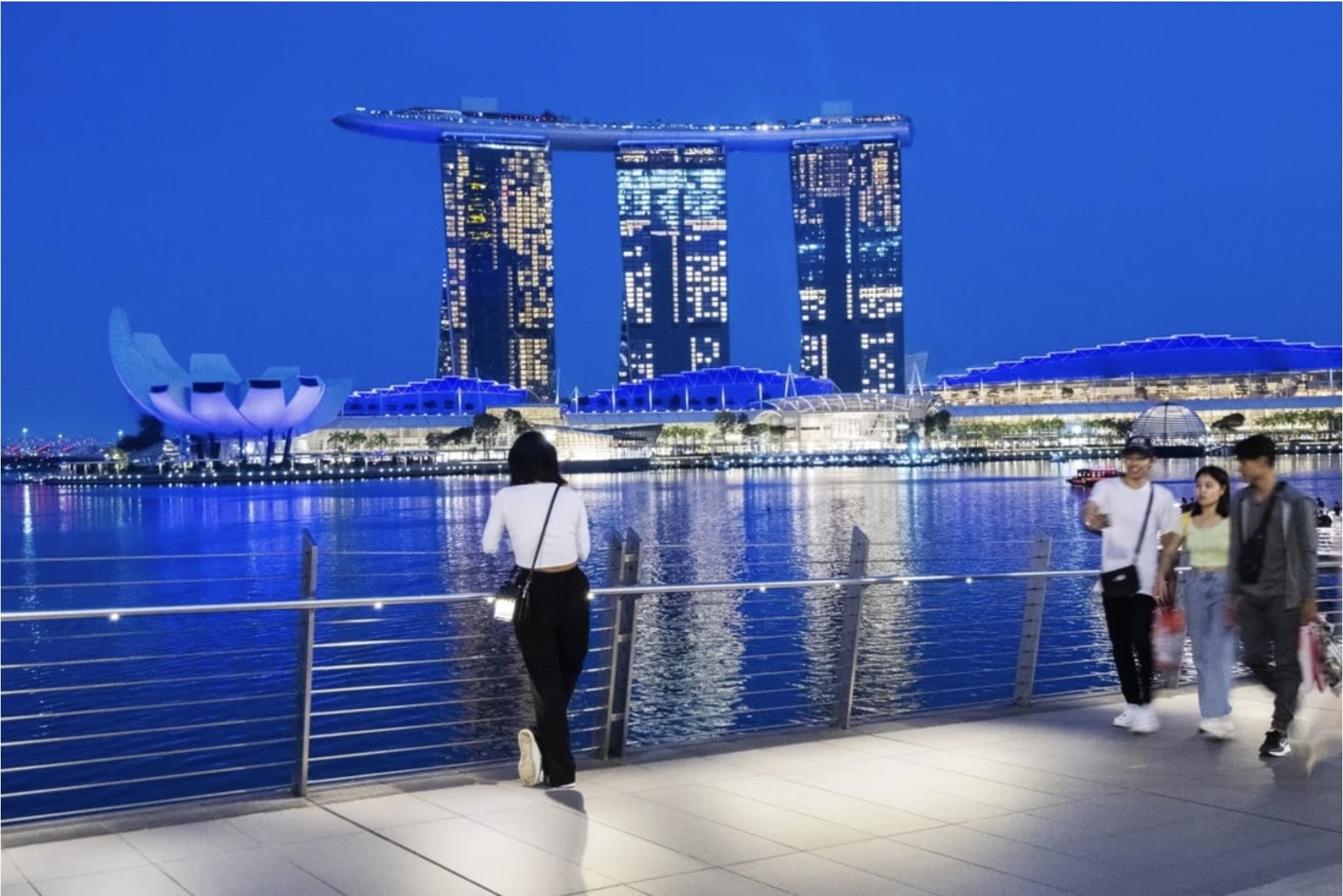 Singapore có các kết nối thương mại và chuyên môn trong tư vấn tài chính. Ảnh: Xinhua