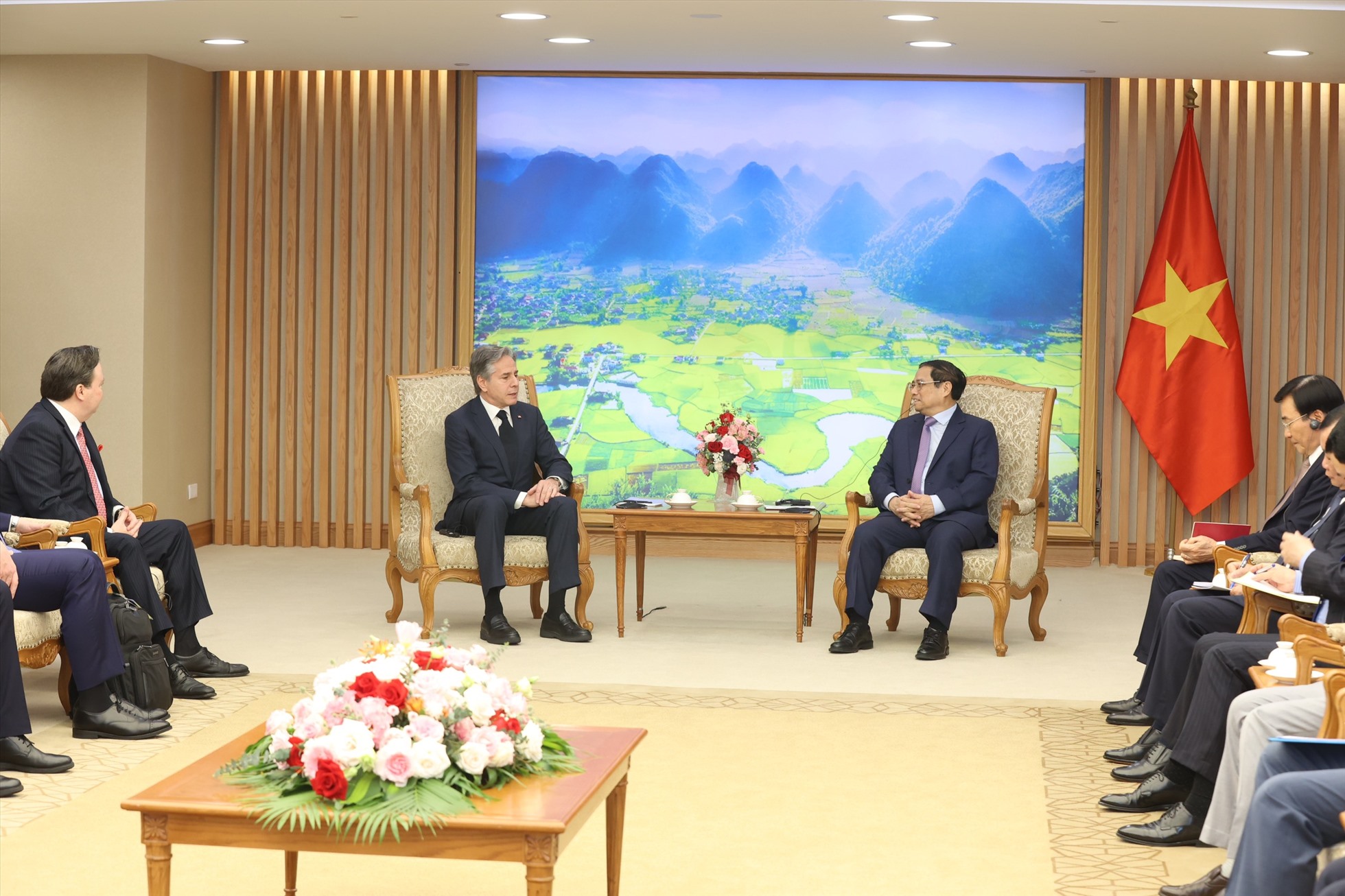 Chuyến thăm kéo dài từ ngày 14-16.4 không phải lần đầu tiên của Ngoại trưởng Antony Blinken tới thăm Việt Nam. Ông đã tới thành phố Hồ Chí Minh năm 2015 và Hà Nội năm 2016 với tư cách là Thứ trưởng thường trực Bộ ngoại giao Mỹ. Ảnh: Hải Nguyễn