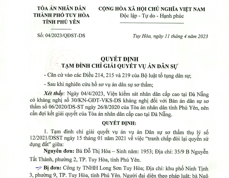 Quyết định Tạm đình chỉ giải quyết vụ án dân sự của TAND thành phố Tuy Hòa, do Thẩm phán Võ Xuân Huy ký ban hành