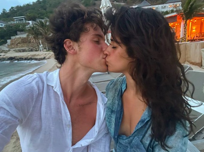 Shawn Mendes và Camila Cabello từng có 2 năm hẹn hò mặn nồng. Ảnh: Instagram Shawn Mendes