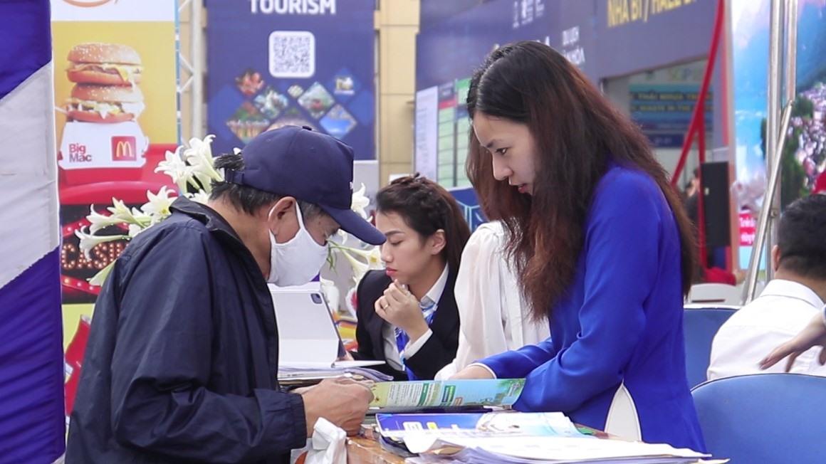Thời gian qua, Việt Nam vẫn được các tạp chí du lịch hàng đầu bình chọn là địa điểm du lịch giá rẻ. Ảnh: Thái Mạnh.