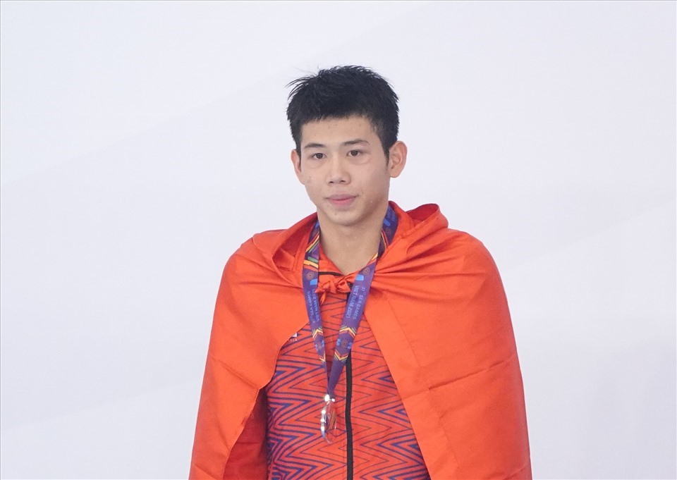 Nguyễn Quang Thuấn giành huy chương bạc