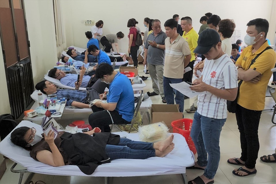 Buổi hiến máu tình nguyện do LĐLĐ tỉnh Bà Rịa - Vũng Tàu phát động. Ảnh: LĐLĐ