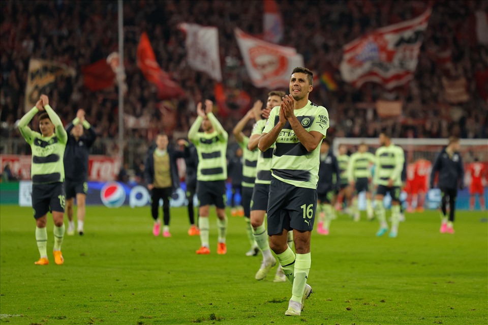 Rodri chơi như một trung vệ thứ 5 trong đội hình của Man City trước Bayern và đã phát huy hiệu quả. Ảnh: AFP