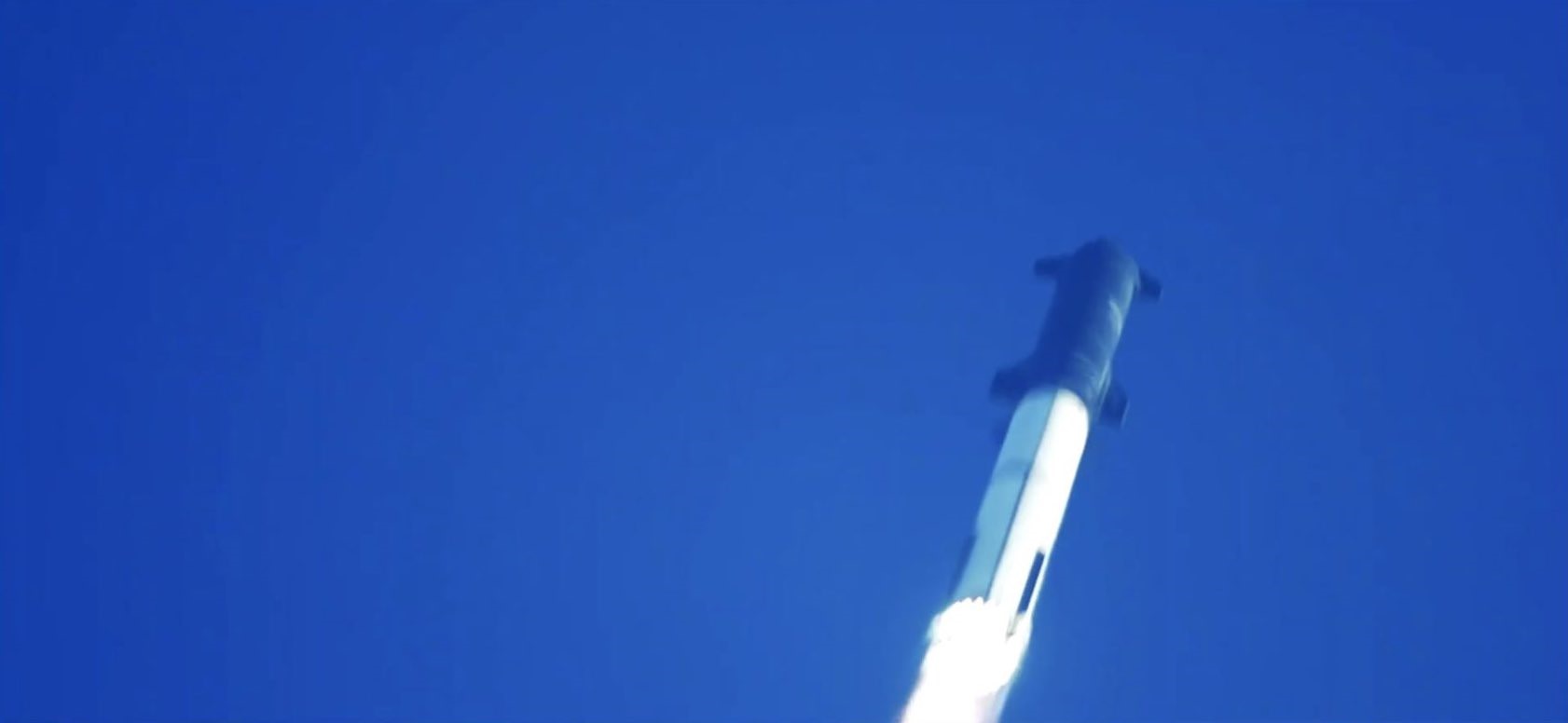 Quá trình phóng tên lửa Super Heavy. Ảnh: Twitter Elon Musk