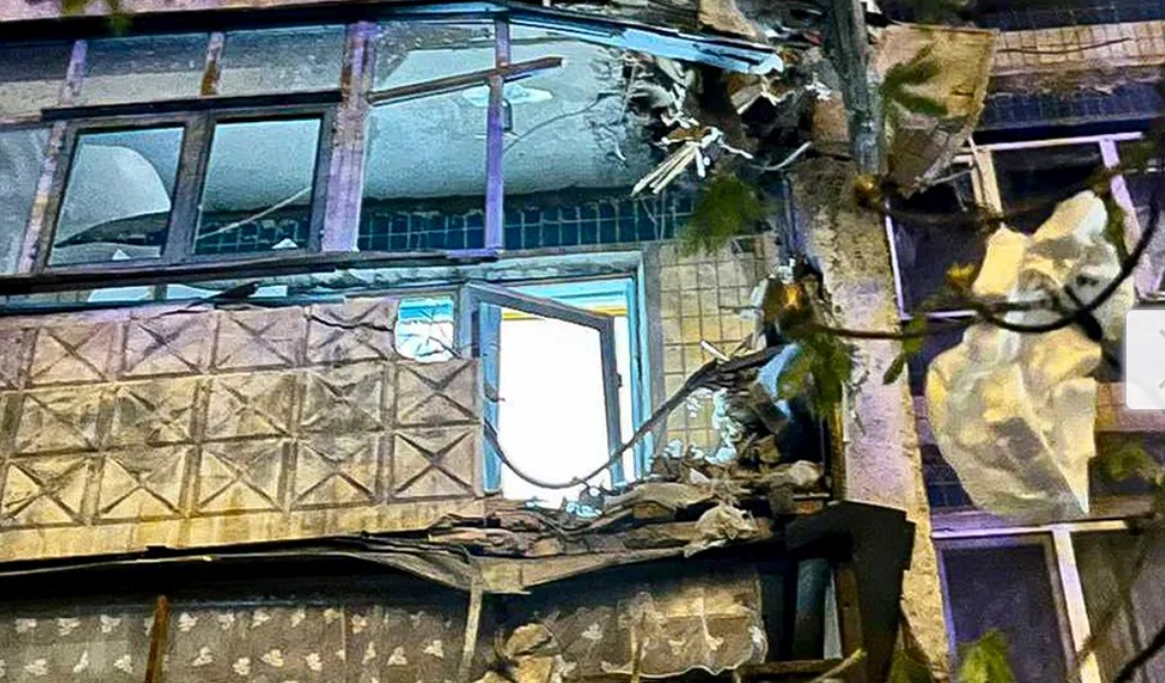 Thiệt hại do vụ nổ ở Belgorod, Nga, ngày 20.4.2023. Ảnh: Telegram/Vyacheslav Gladkov