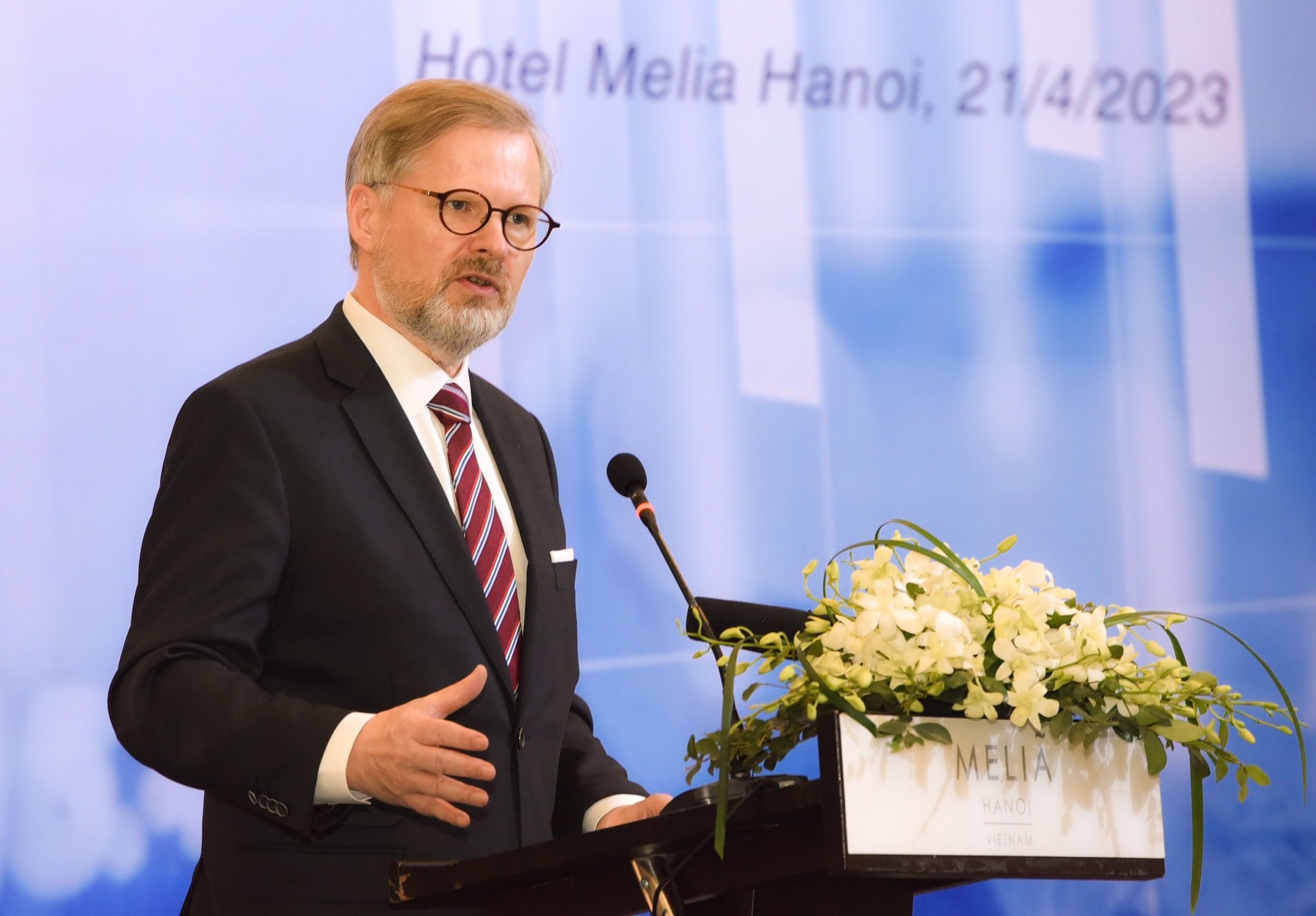 Thủ tướng Cộng hòa Czech Petr Fiala phát biểu tại Diễn đàn Doanh nghiệp Việt Nam - Cộng hòa Czech. Ảnh: Hải Nguyễn