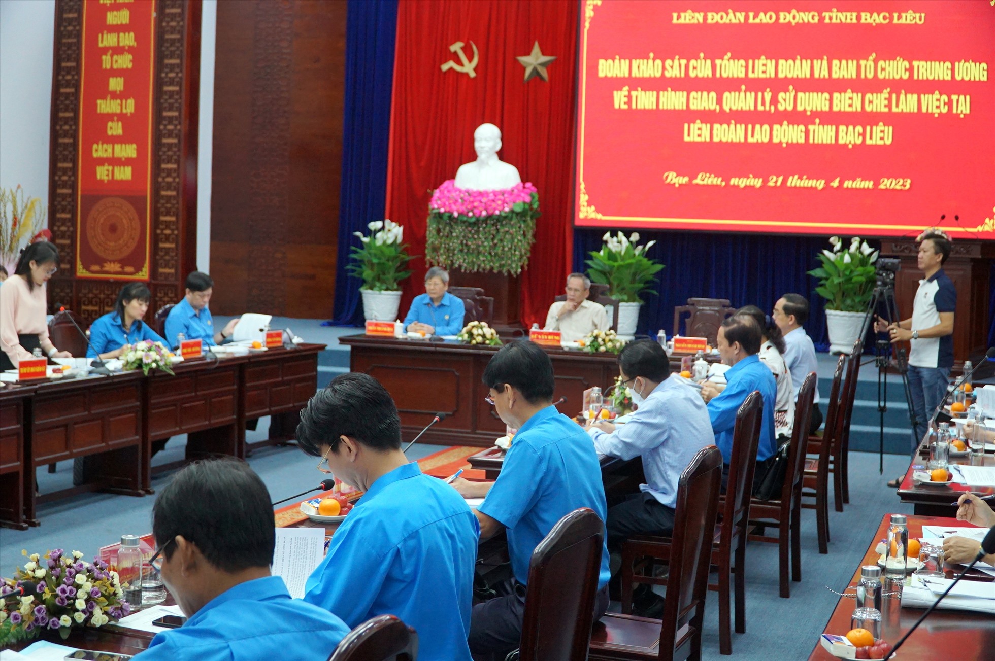 Phó Chủ tịch Thường trực Tổng LĐLĐ Việt Nam Trần Thanh Hải đề nghị cán bộ công đoàn cần nâng cao hoạt động gần hơn nữa với công nhân lao động. Ảnh: Nhật Hồ
