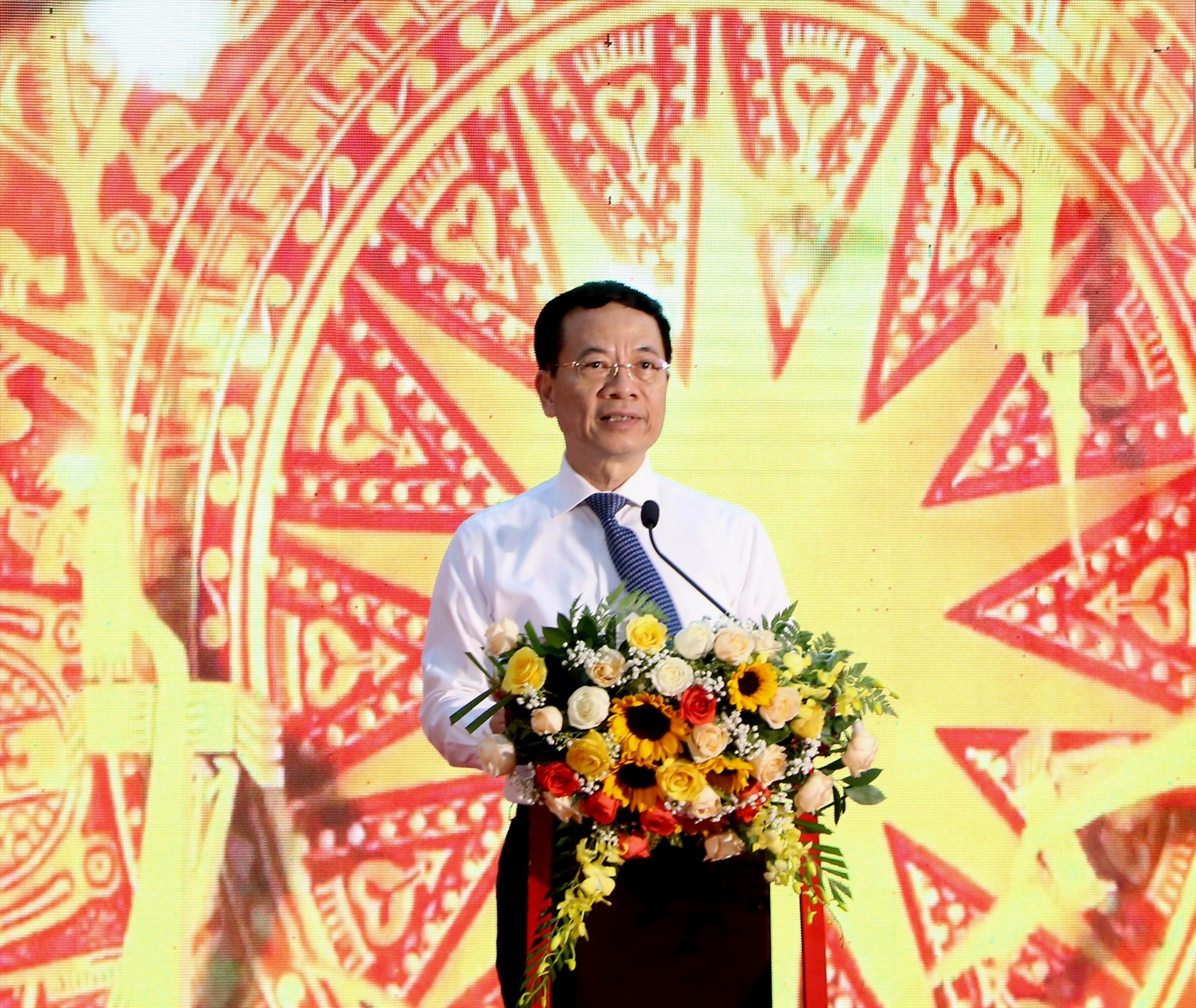 Bộ trưởng Bộ Thông tin và Truyền thông Nguyễn Mạnh Hùng phát biểu khai mạc. Ảnh: Phúc Đạt.