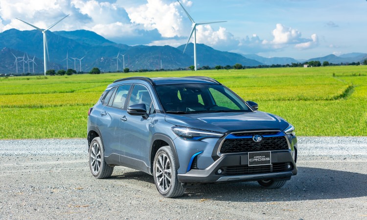Mẫu crossover bán chạy hàng đầu của Toyota đang được hãng giảm giá. Ảnh: Toyota.