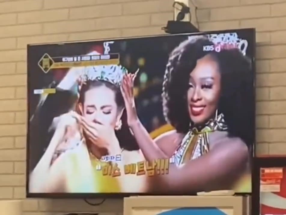 Khoảnh khắc đăng quang của Thuỳ Tiên và chuyến từ thiện tại châu Phi của Thuỳ Tiên được điểm lại trên đài KBS Hàn Quốc. Ảnh: Chụp màn hình.