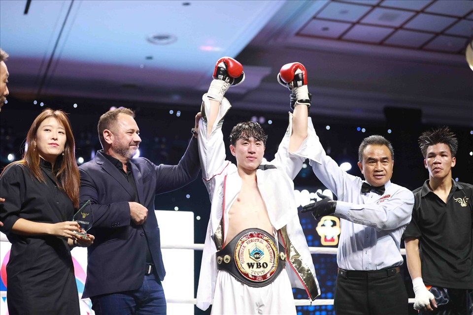 Nhà vô địch người Hàn Quốc có lần thứ 3 bảo vệ thành công chiếc đai WBO danh giá. Bên cạnh đó, Song Chan-ho nâng chuỗi bất bại chuyên nghiệp của mình lên con số 12, trong đó có 8 trận thắng bằng knock-out, một chiến tích vô cùng ấn tượng của Song Chan-ho.