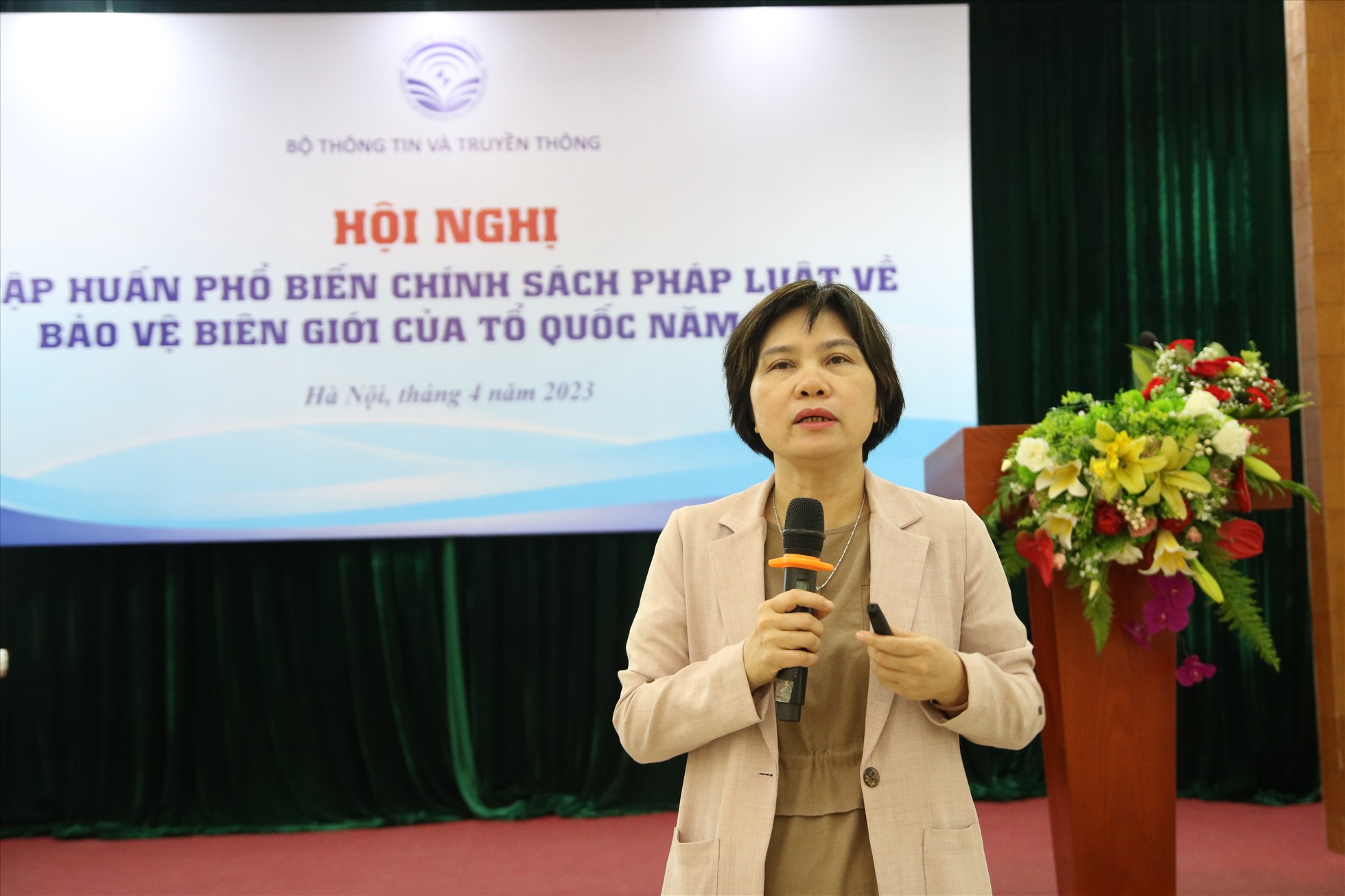 PGS.TS.Đỗ Thị Thu Hằng - Trưởng ban Nghiệp vụ, Hội Nhà báo Việt Nam. Ảnh: Trần Vương