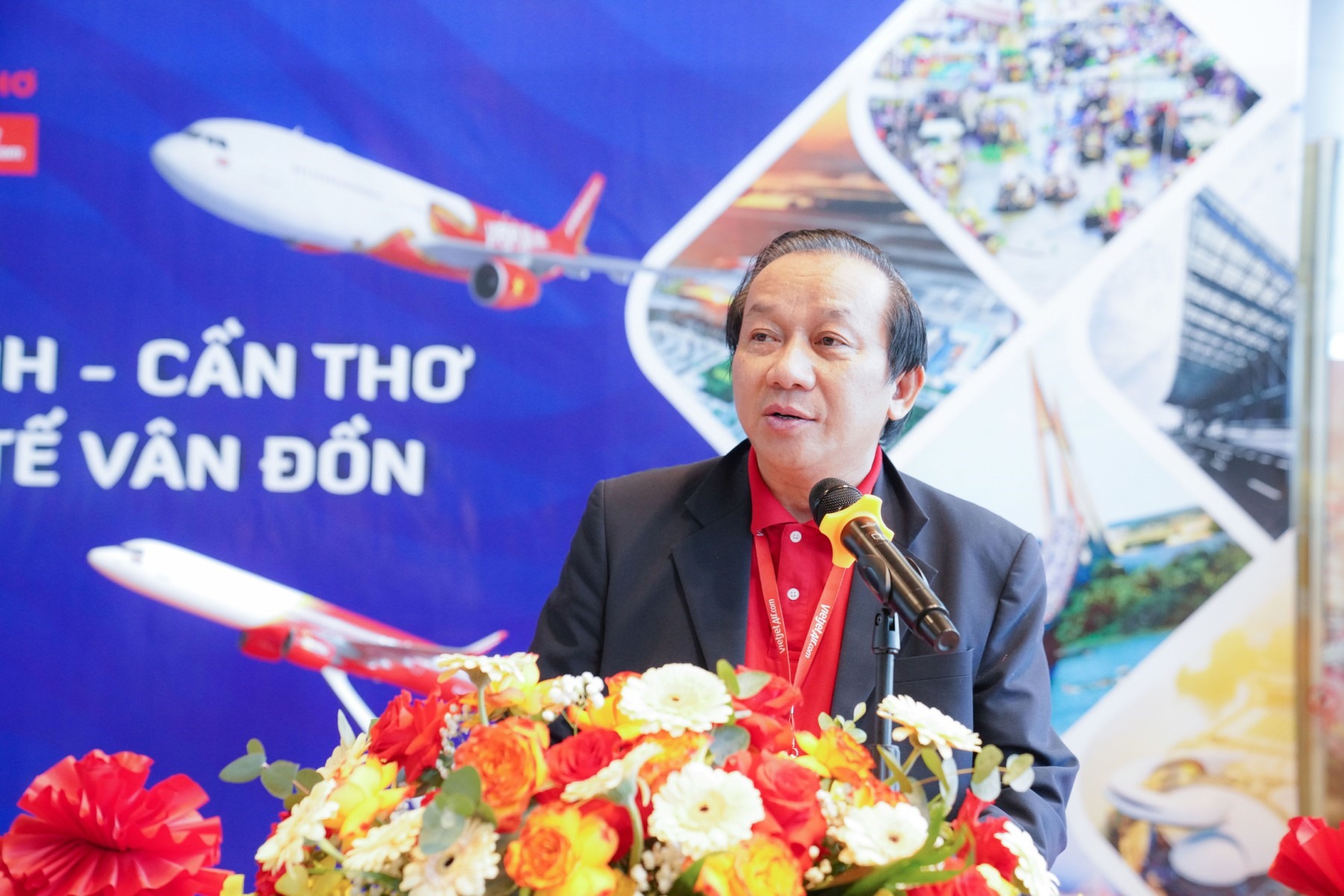 Phó Tổng giám đốc Vietjet Đỗ Xuân Quang phát biểu chào mừng đường bay mới Cần Thơ - Vân Đồn. Nguồn: Vietjet