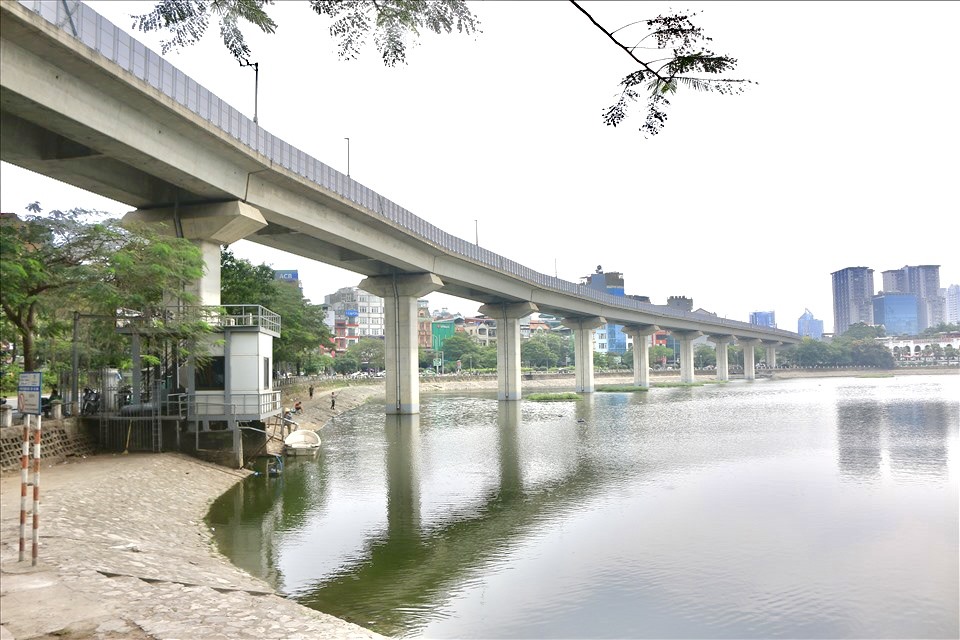 Khu vực hồ Hoàng Cầu được dự kiến mở phố đi bộ  trong năm 2023. Ảnh: Khánh An.