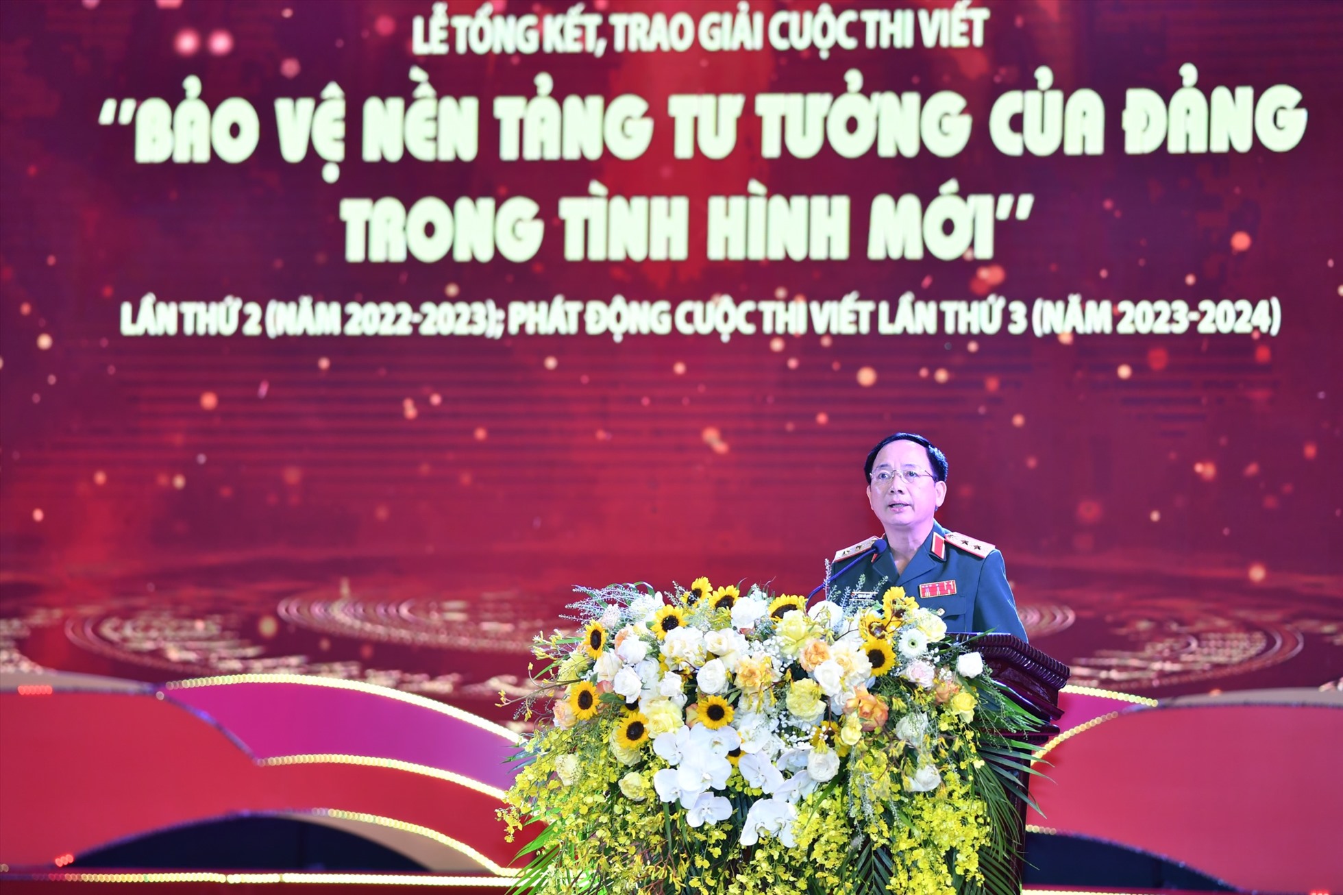 Trung tướng Trịnh Văn Quyết - Phó chủ nhiệm Tổng cục Chính trị Quân đội nhân dân Việt Nam, Trưởng Ban chỉ đạo cuộc thi. Ảnh: Ái Vân