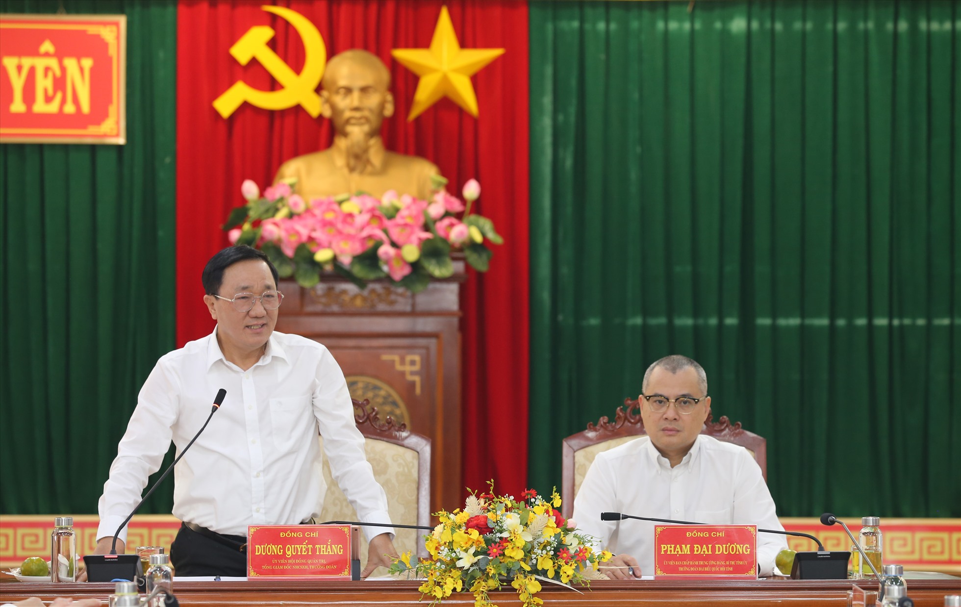 Tổng Giám đốc Dương Quyết Thắng phát biểu tại buổi làm việc với Thường trực Tỉnh uỷ Phú Yên. Ảnh: Việt Hải