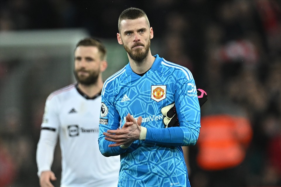 De Gea dường như không thể cải thiện khả năng chơi chân.  Ảnh: AFP