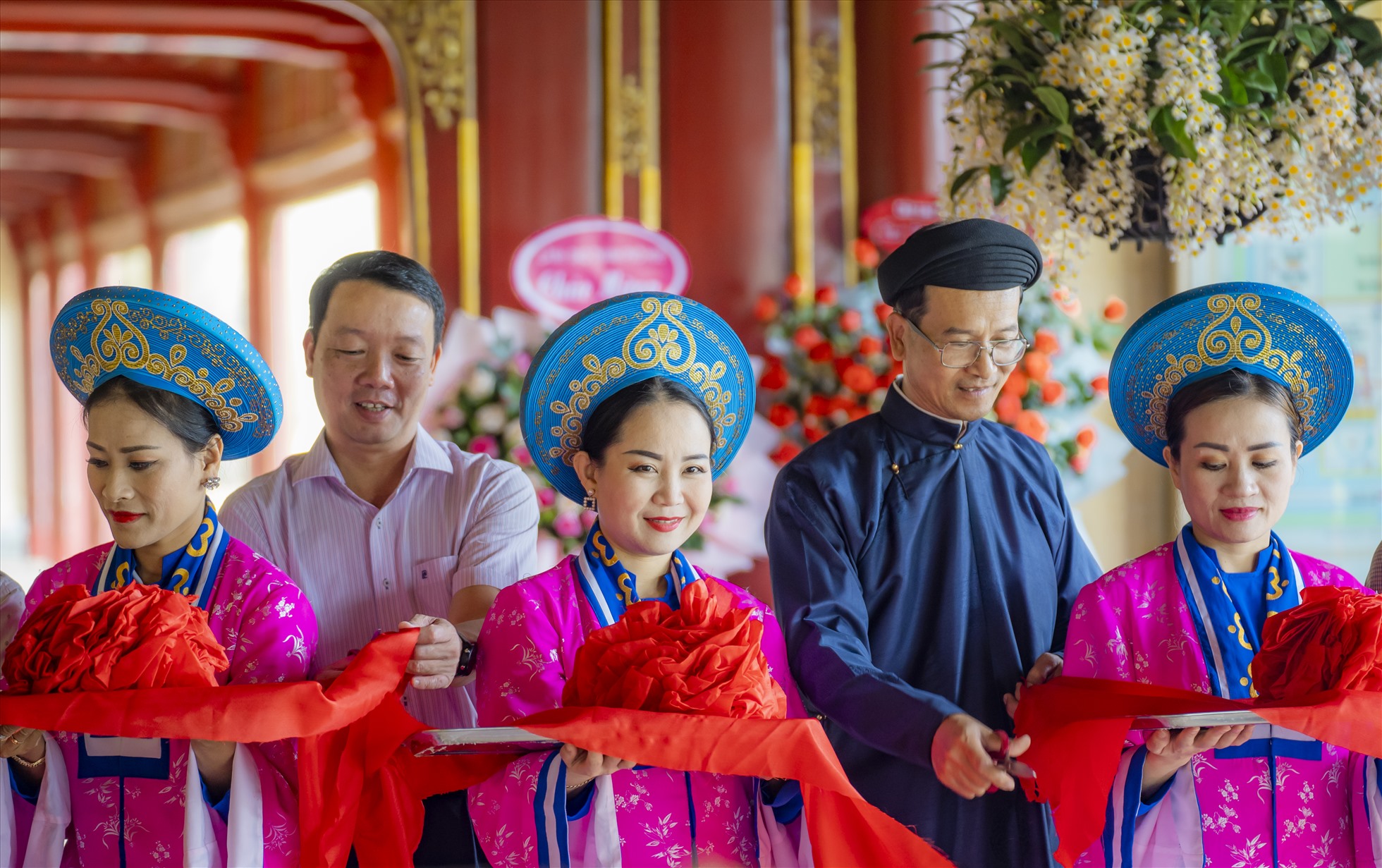 27-4, trong khuôn khổ các chương trình lễ hội mùa hạ của Festival Huế năm 2023, với chủ đề “Kinh thành tỏa sáng”, Ban Tổ chức Festival Huế 2023 khai mạc Triển lãm cây kiểng và phong lan ba miền tại khu vực Hoàng cung - Đại Nội Huế.