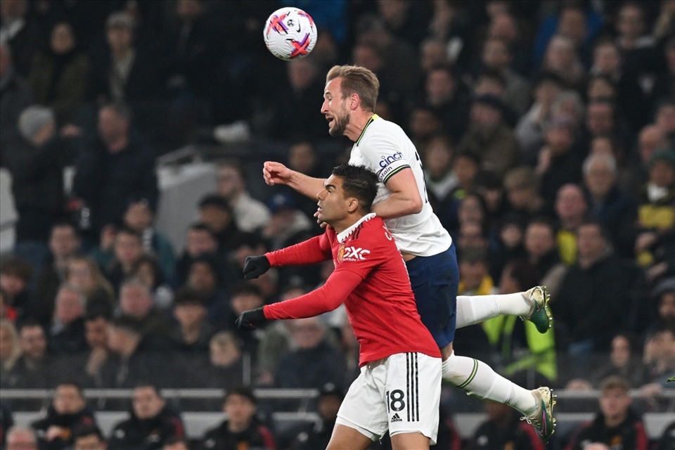 Dẫn trước 2 bàn nhưng Man United vẫn để Tottenham gỡ hòa.  Ảnh: AFP