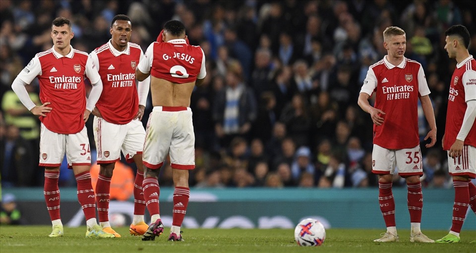 Arsenal để thua toàn diện trước Man City.  Ảnh: AFP