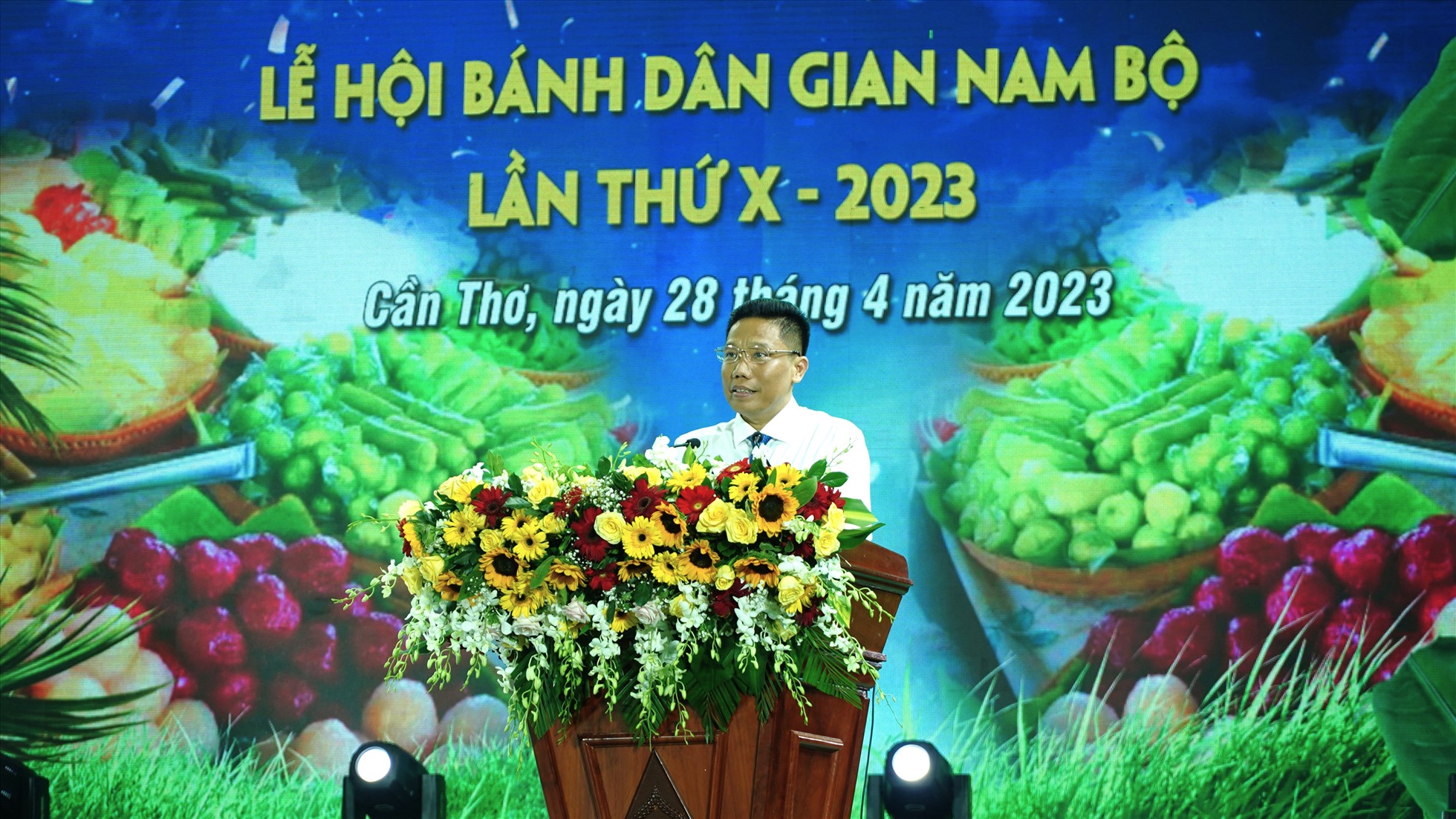 Ông Nguyễn Thực Hiện – Phó Chủ tịch UBND TP Cần Thơ phát biểu tại lễ khai mạc. Ảnh: Tạ Quang
