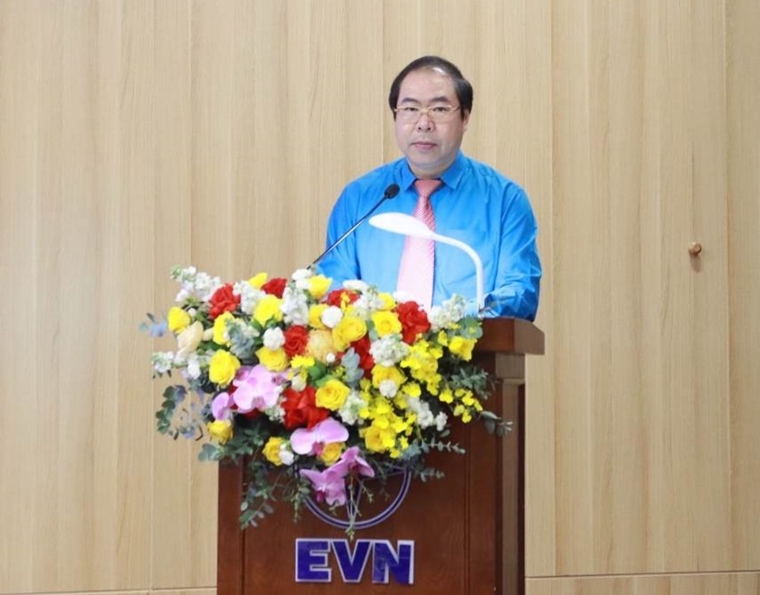 Ông Đỗ Đức Hùng - Chủ tịch Công đoàn Điện lực Việt Nam phát biểu tại đại hội. Ảnh: Công đoàn ĐLVN