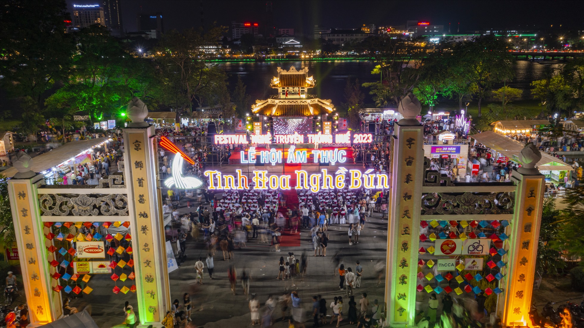 Lễ hội Ẩm thực “Tinh hoa nghề Bún” được tổ chức từ ngày 29.4 đến ngày 2.5. Ảnh: Quảng An.