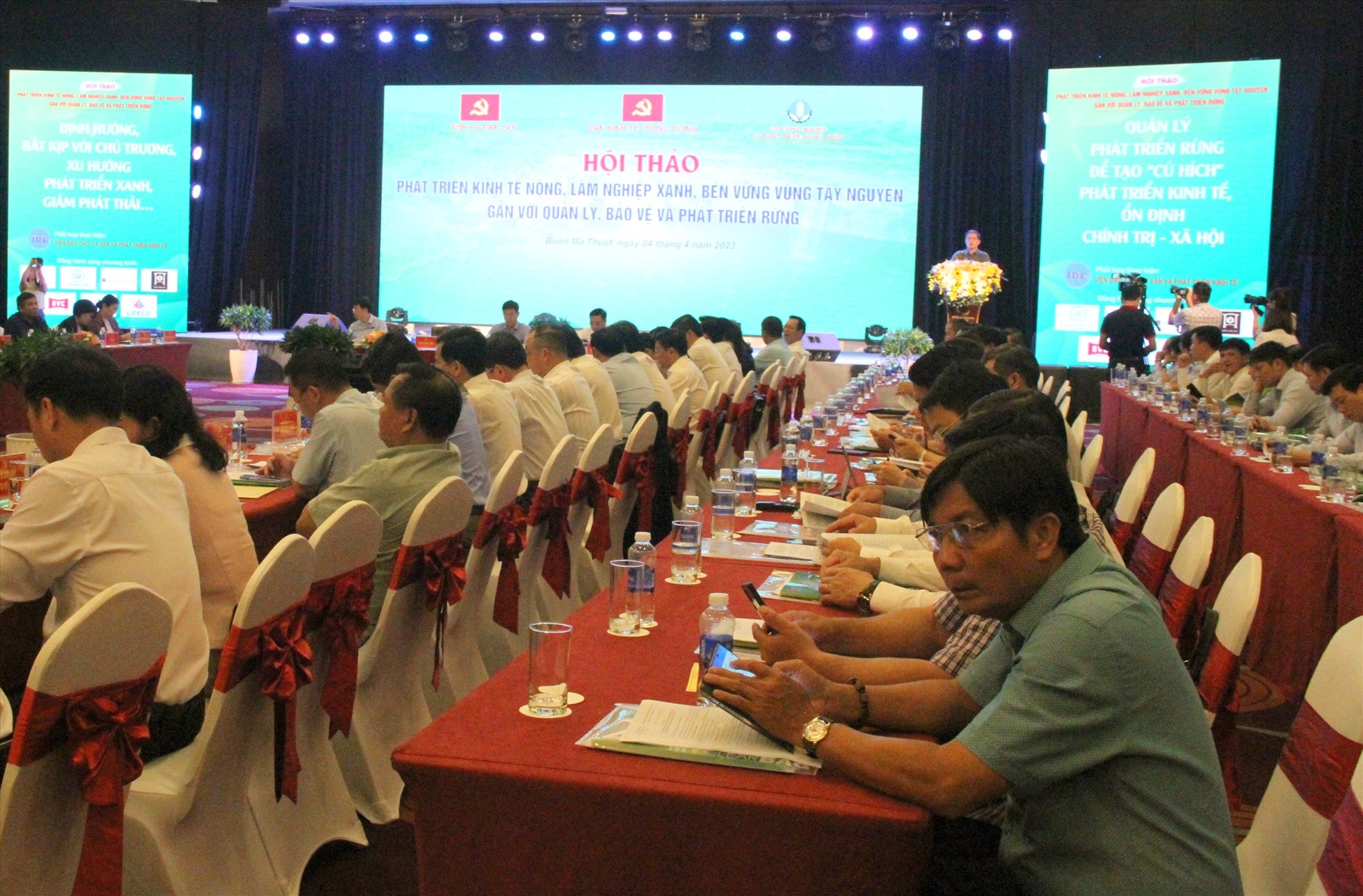 Để cho những cánh rừng ở Tây Nguyên thêm xanh