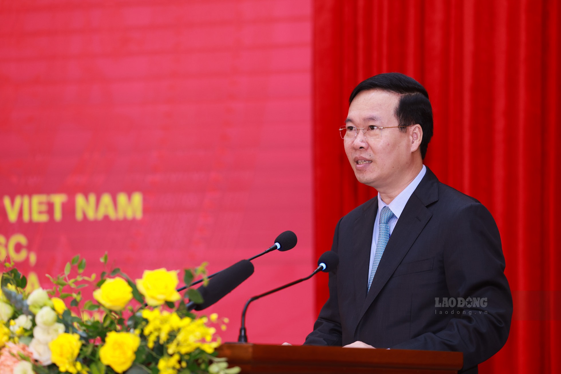 Chủ tịch nước Võ Văn Thưởng phát biểu tại chuyến thăm Cục Gìn giữ hoà bình Việt Nam. Ảnh: Hải Nguyễn