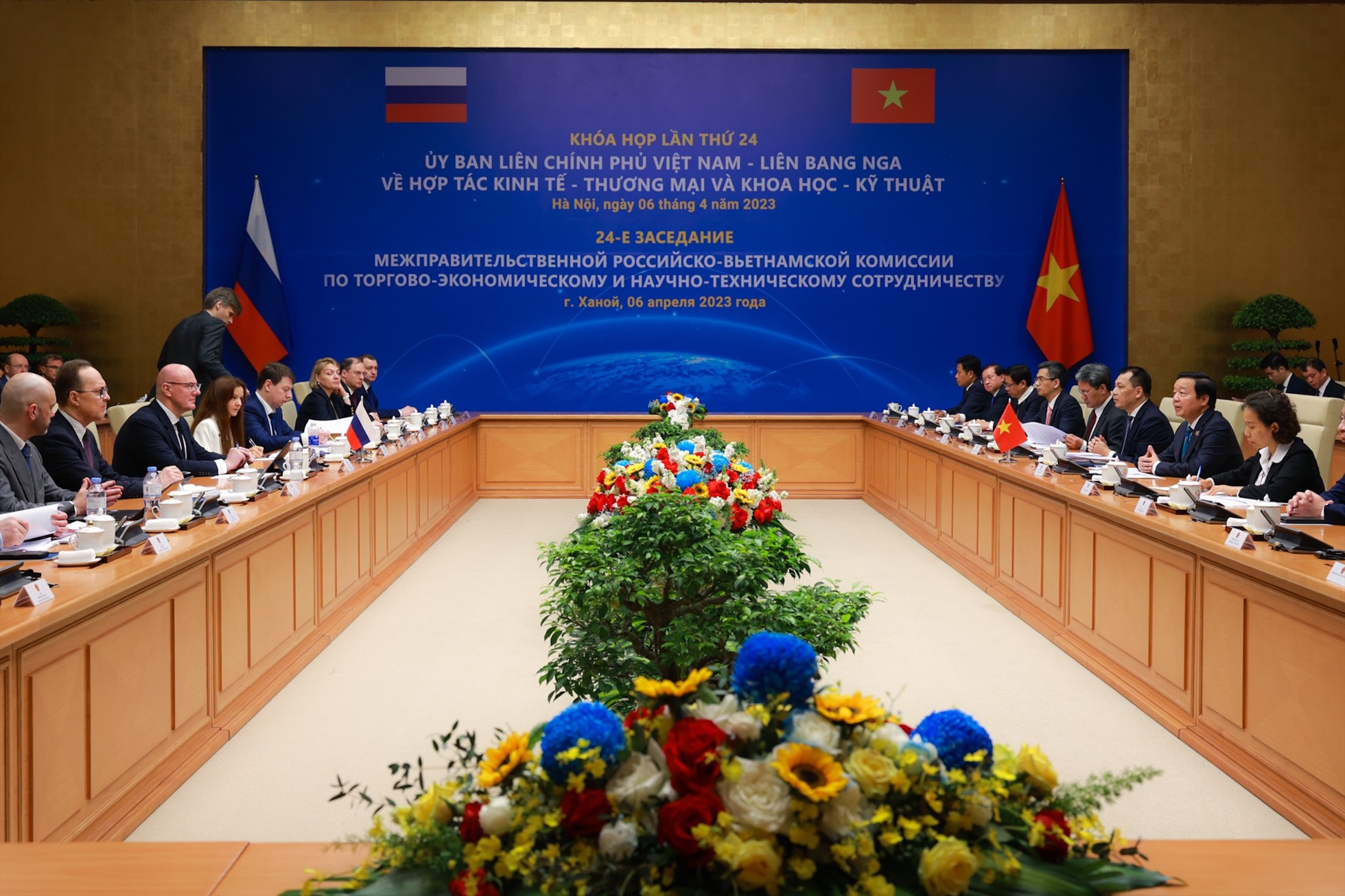 Quang cảnh phiên họp tại Trụ sở Chính phủ sáng 6.4. Ảnh: Hải Nguyễn